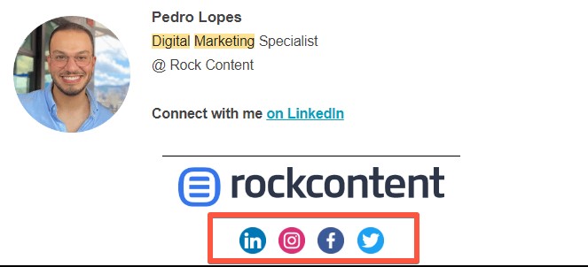 Social media icons in email signature
